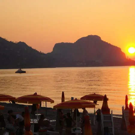 Sweet House Salvina 4* Cefalú