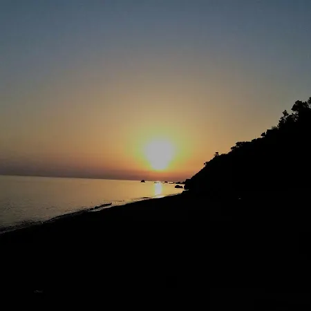 Sweet House Salvina Apartahotel 4*